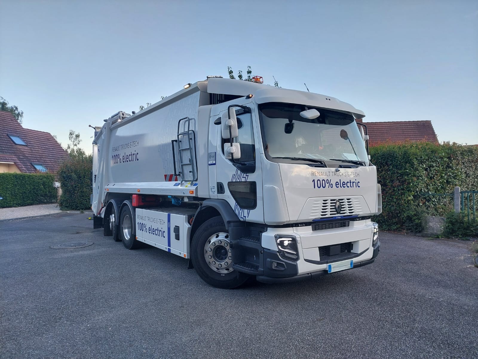 BOM E-tech - Benne à ordure ménagères - Renault Trucks
