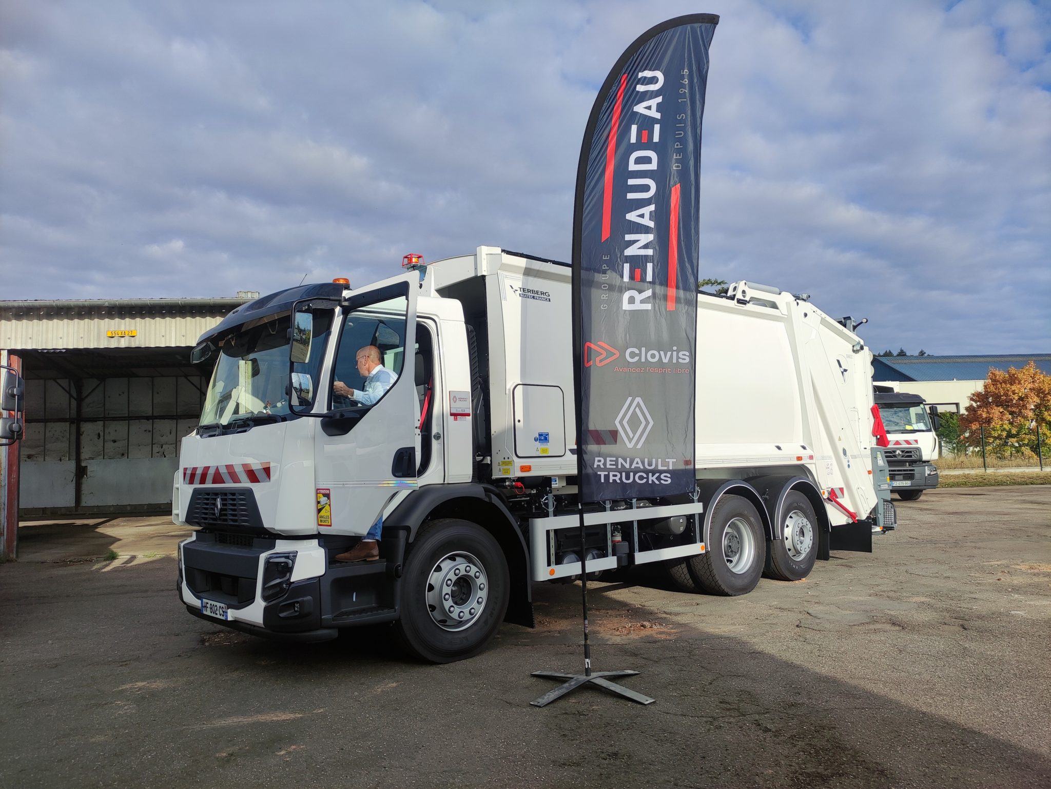 BOM D WIDE 26t Renault Trucks