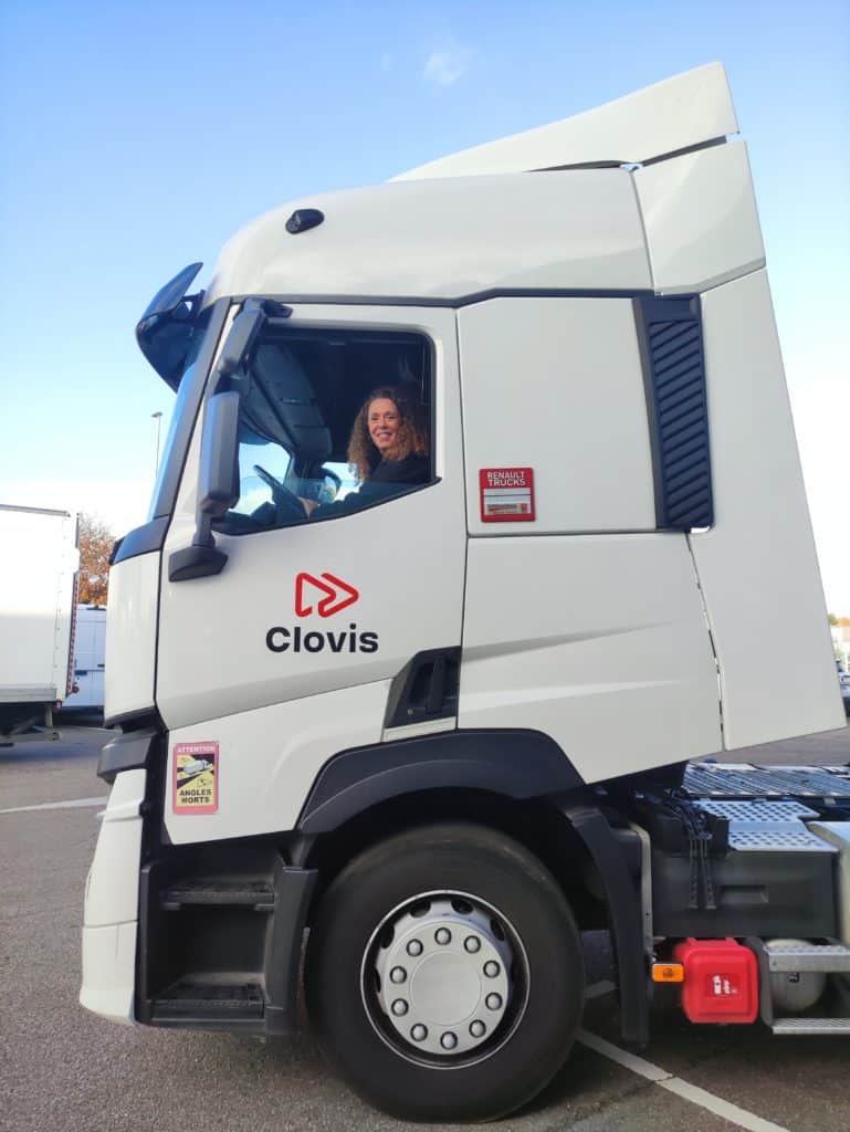 sabrina agent d'opération location, clovis, véhicules industriels, camion, véhicules utilitaires.