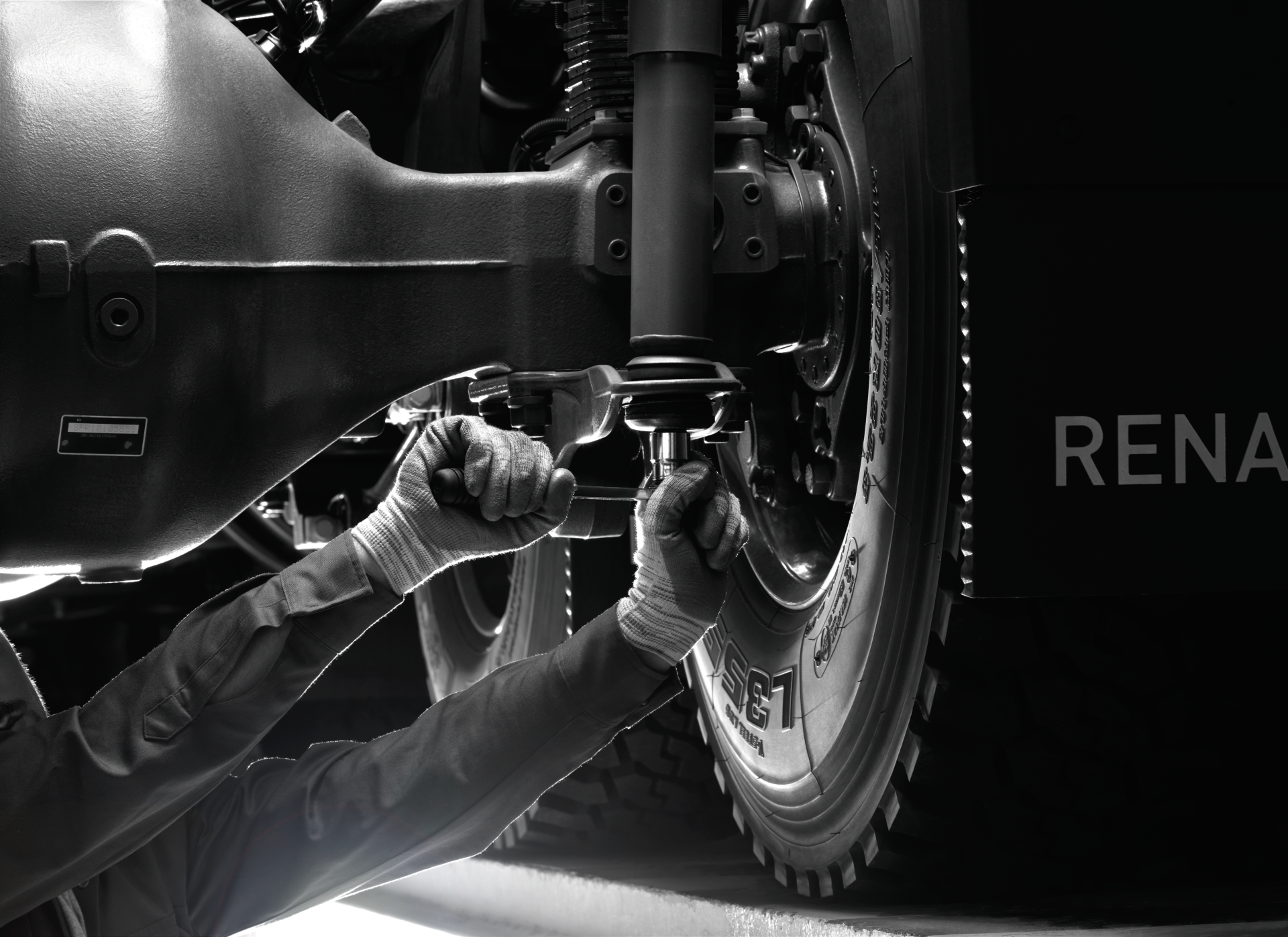 Poids Lourds Renault Trucks, Mécanicien poids lourd et véhicules utilitaires, renault trucks