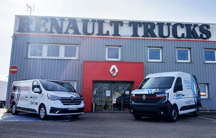 véhicules utilitaires - véhicules neufs -renault trucks trafic et master